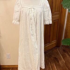 Elegant White Lace Nightgown